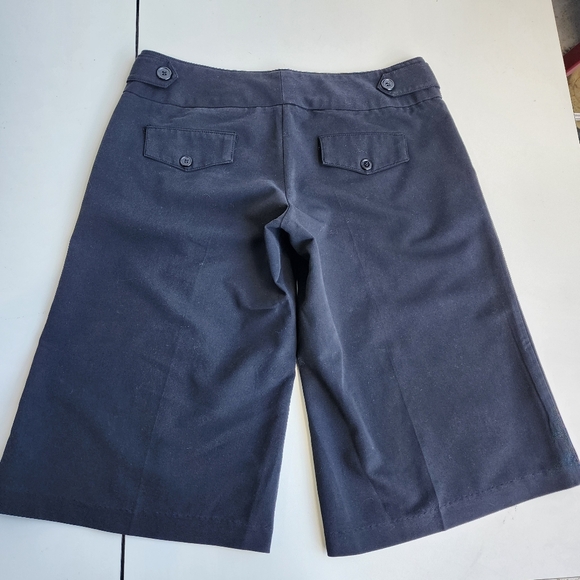 GUESS JEANS Women Black Wide Leg Cropped Capri Pants Button Closure Shorts 28 - Picture 9 of 11